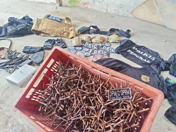 Crime ocorreu em dezembro de 2021. Na ocasião, três indivíduos morreram e dois foram presos. Presos nesta quinta-feira (19) foram encontrados em Canoas, na Região Metropolitana de Porto Alegre.