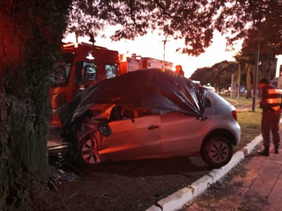 Três jovem morrem em acidente no bairro Boqueirão em Passo Fundo - foto 3