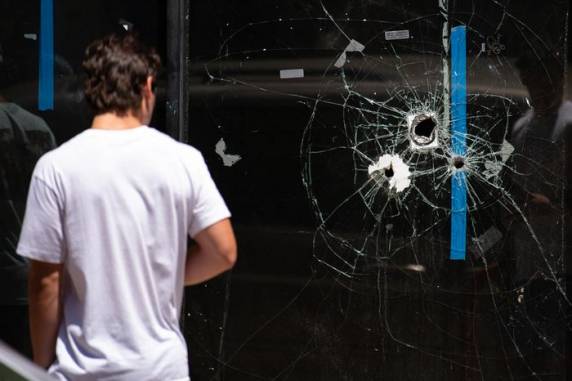 Ataques aconteceram com poucas horas de diferença na Filadélfia, no Estado da Pensilvânia, em Mesa, no Arizona, e na cidade de Chattanooga, no Tennesseee