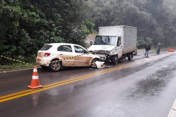 Vítima teria perdido controle do veículo e invadido pista na contramão