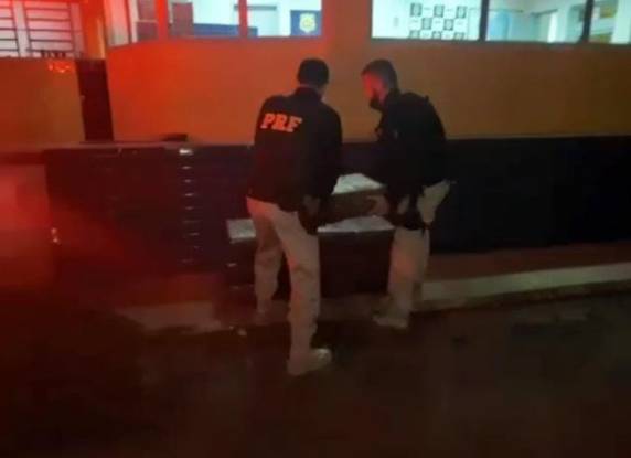 Os suspeitos afirmaram que haviam saído de Santa Rosa com a droga