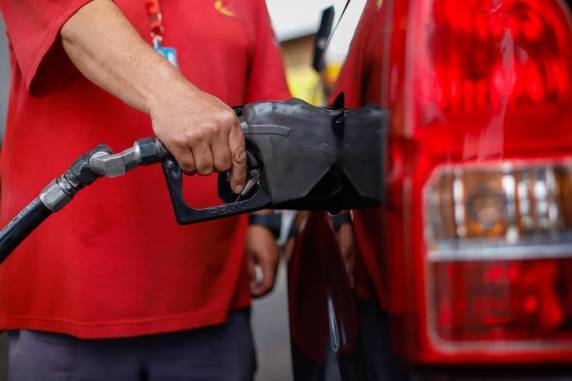 Reunião extraordinária do colegiado ocorreu nesta quinta-feira para debater pedido do governo de segurar preços; gasolina e diesel estão com valores defasados