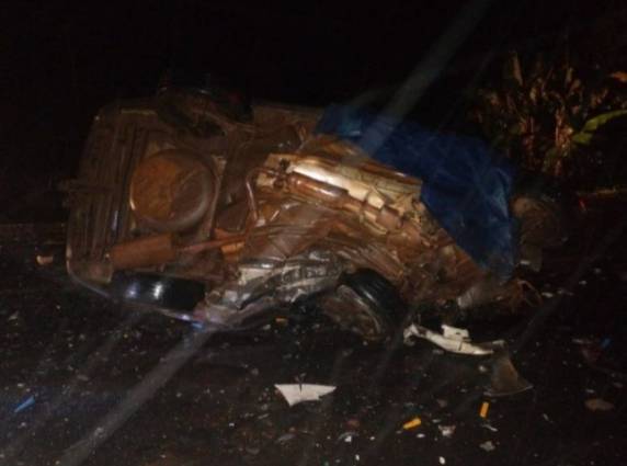 Colisão entre três veículos deixa duas vítimas fatais na RSC 453 - foto 2