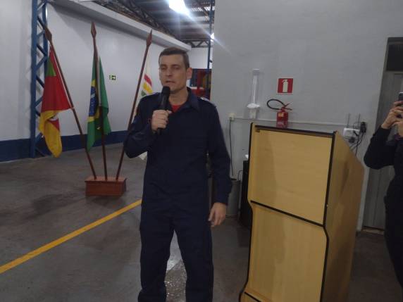 Corpo de Bombeiros comemora o Dia do Bombeiro com homenagens, em Três de Maio - foto 2
