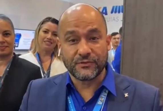 Celso Leonardo Barbosa ocupava a vice-presidência de Negócios de Atacado do banco