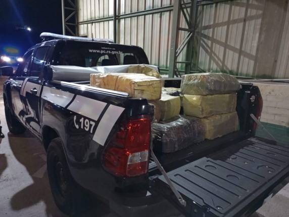 Carreta carregada com mais de uma tonelada de droga é interceptada chegando em Passo Fundo - foto 3