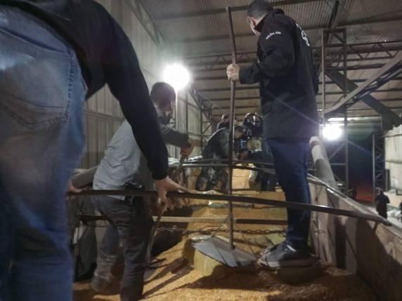 Carreta carregada com mais de uma tonelada de droga é interceptada chegando em Passo Fundo - foto 2