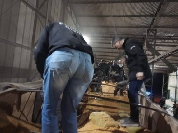 Carreta carregada com mais de uma tonelada de droga é interceptada chegando em Passo Fundo - foto 5