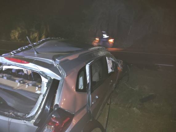 Saída de pista deixa condutor levemente ferido na RS 342 em KM 13 - foto 2