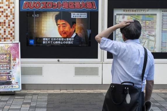 Ex-primeiro-ministro japonês Shinzo Abe morre em ataque a tiros - foto 5