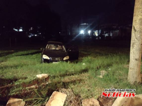 Grave acidente deixa duas pessoas feridas no Centro de Três de Maio - foto 7