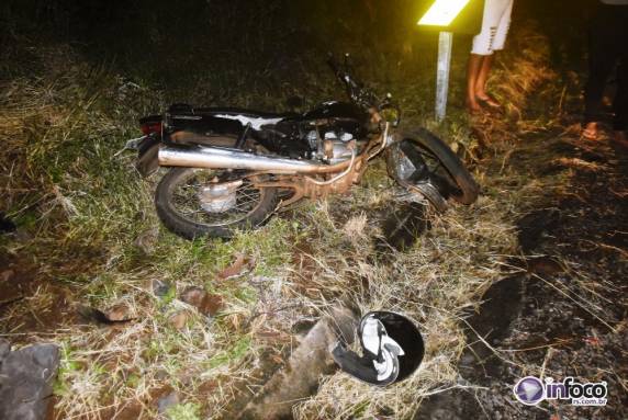 Motociclista morre em grave colisão contra automóvel na ERS 324 - foto 2