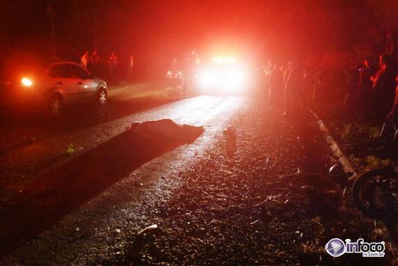 Motociclista morre em grave colisão contra automóvel na ERS 324 - foto 3