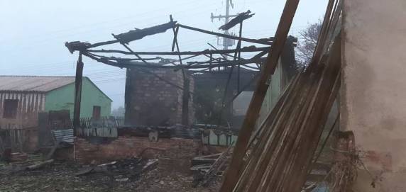Incêndio em residência deixa uma pessoa morta no RS - foto 3