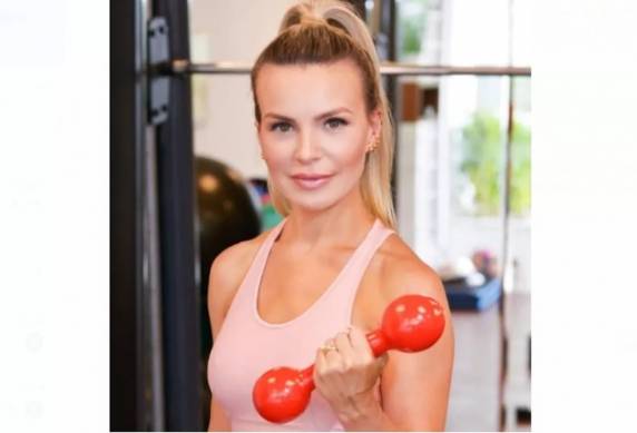 Mariana de Abreu Bastian, de 41 anos, atuava no ramo na nutrição e alimentação saudável. Ela e o filho estavam em carro de aplicativo.
