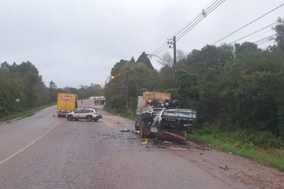 Motorista de um dos veículos afirmou que se sentiu mal e perdeu o controle