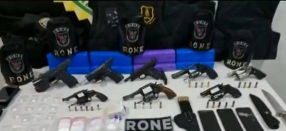Inicialmente, PC-PR disse que investigação ficaria a cargo da PM. Mortes aconteceram no Caximba e Cajuru após troca de tiros, segundo a PM. RPC teve acesso a identidade de três dos mortos - todos condenados.