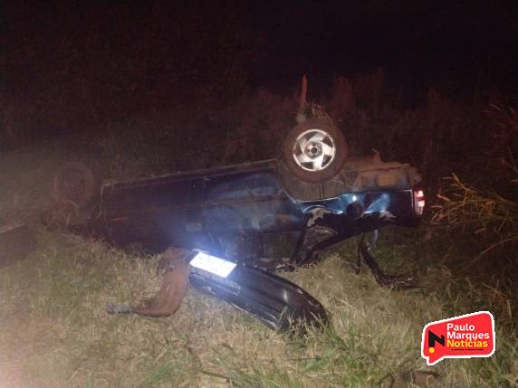 Veículo capota na RS-342 em Independência e uma pessoa fica ferida - foto 3