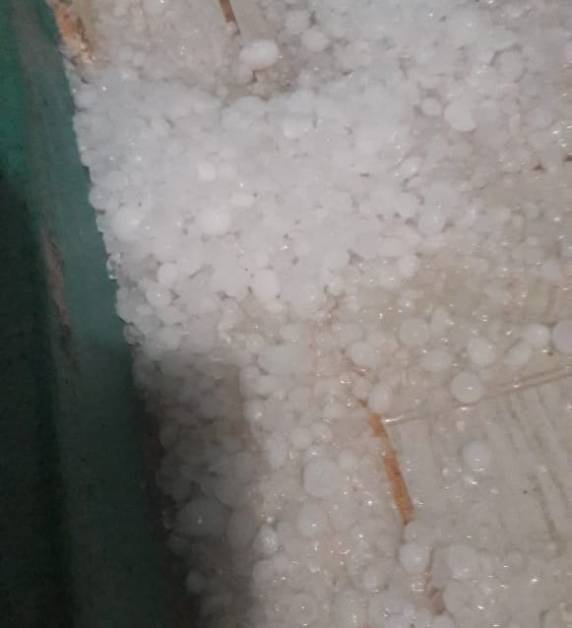 Chuva de granizo é registrada em cidades do RS; veja imagens - foto 3