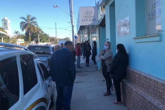 Enterro está previsto para a manhã de domingo, no cemitério da cidade