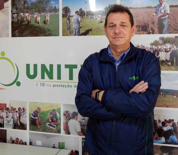 Marcelino Colla receberá a premiação neste domingo, em Porto Alegre
