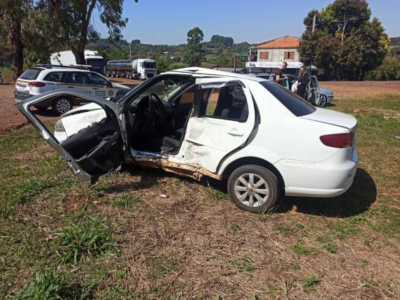 Condutores ficam feridos em acidente nas proximidades do viaduto da BR-468, em Três Passos - foto 3