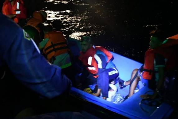 Grupo foi localizado pelo Navio-Escola da Força Naval