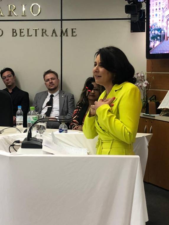 Vanderli de Barros recebe Título de Cidadã Santa-Rosense - foto 2