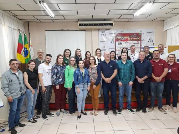 Lançado em Três de Maio o Projeto Experimenta Jovem - foto 3