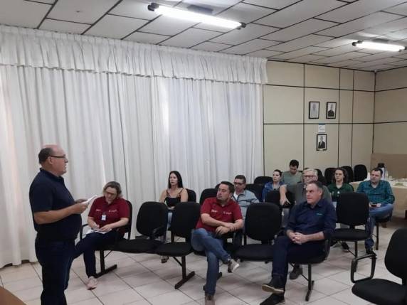 Lançado em Três de Maio o Projeto Experimenta Jovem - foto 2