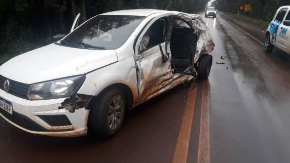 Acidente envolve caminhão e automóvel na RS-168 entre São Luiz Gonzaga e Bossoroca - foto 3