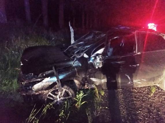 Uma das vítimas morreu ainda no local e outra chegou a ser socorrida, mas morreu no hospital