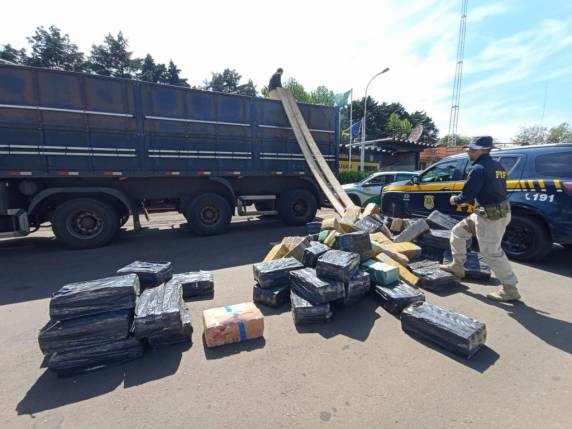 A apreensão representa um prejuízo superior a 6 milhões de reais ao crime organizado