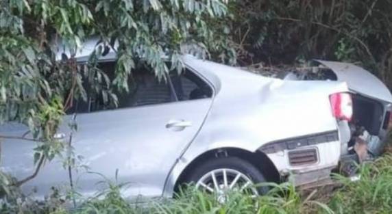 Dois jovens de Três de Maio morrem em acidente na RS-210 em São Martinho - foto 2