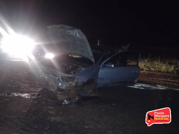 Homem fica ferido após capotar veículo no trevo da BR-472 em Bela Vista, Três de Maio - foto 4