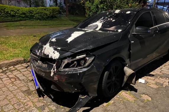 Um dos motoristas foi encaminhado para fazer o teste do bafômetro no Palácio da Polícia