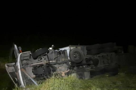 Acidente ocorreu no fim da madrugada, na RS-474; não houve bloqueio do trânsito