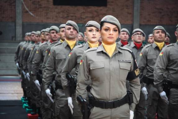 Brigada Militar forma 436 novos soldados nesta sexta-feira - foto 4