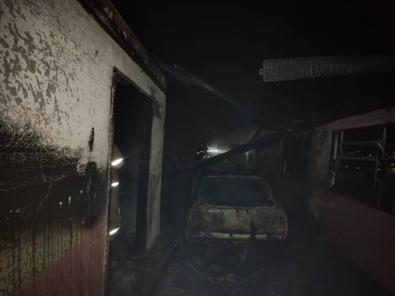 Homem morre em incêndio de residência no bairro Aparecida em Serafina Corrêa - foto 3