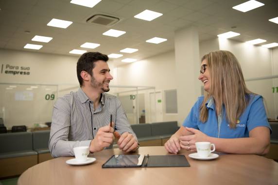 A Instituição financeira cooperativa, foi a principal repassadora de recursos de Programa Estadual que beneficiou microempreendedores individuais (MEI), microempresas e empresas de pequeno porte