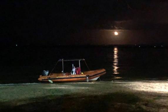 Destroços do ultraleve foram encontrados, mas o piloto ainda não foi localizado