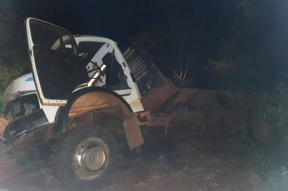 Motorista e passageiro foram encaminhados ao Hospital de Candelária e passam bem