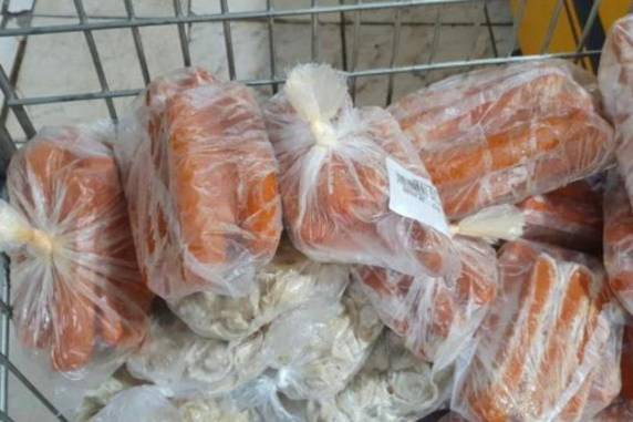 Força-tarefa apreende quase uma tonelada de alimentos impróprios para consumo no noroeste do RS - foto 5