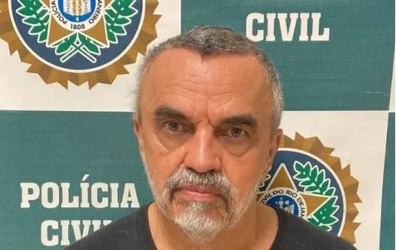 Artista foi preso em flagrante em 15 de setembro por armazenar pornografia infantil