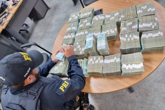 Após abordagem na BR-010, rodovia Belém-Brasília, motorista foi detido no Estado do Pará por suspeita de lavagem de dinheiro