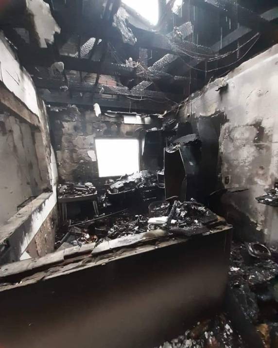 Casal de policiais pede ajuda para reconstruir casa após incêndio em Palmeira das Missões - foto 3