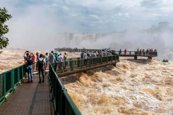 Fotos mostram Cataratas do Iguaçu após segunda maior vazão de água desde 1997; veja galeria - foto 3