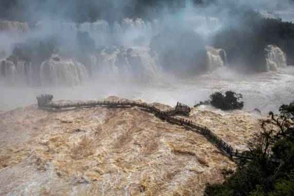 Fotos mostram Cataratas do Iguaçu após segunda maior vazão de água desde 1997; veja galeria - foto 6