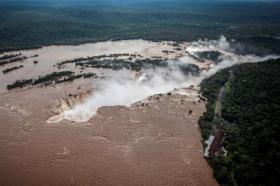 Fotos mostram Cataratas do Iguaçu após segunda maior vazão de água desde 1997; veja galeria - foto 7