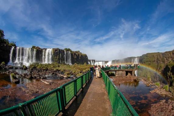 Fotos mostram Cataratas do Iguaçu após segunda maior vazão de água desde 1997; veja galeria - foto 8